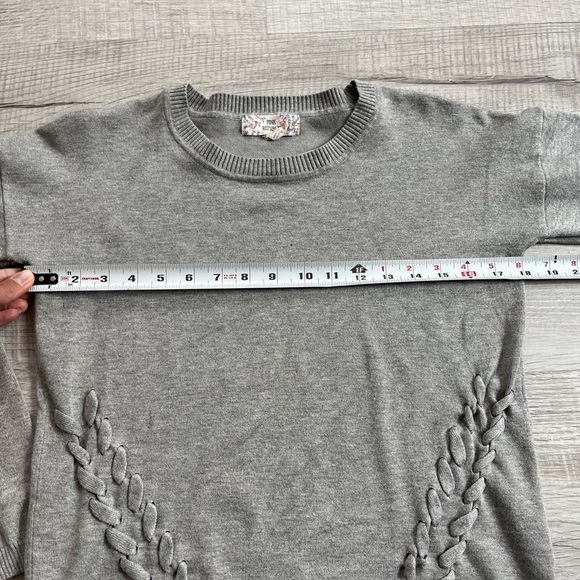 Pink Republic light sweater size XS - Picture 4 of 8